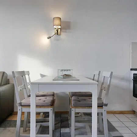 Apartment Schloss Am 41 Mit Seitlichem Hafenblick